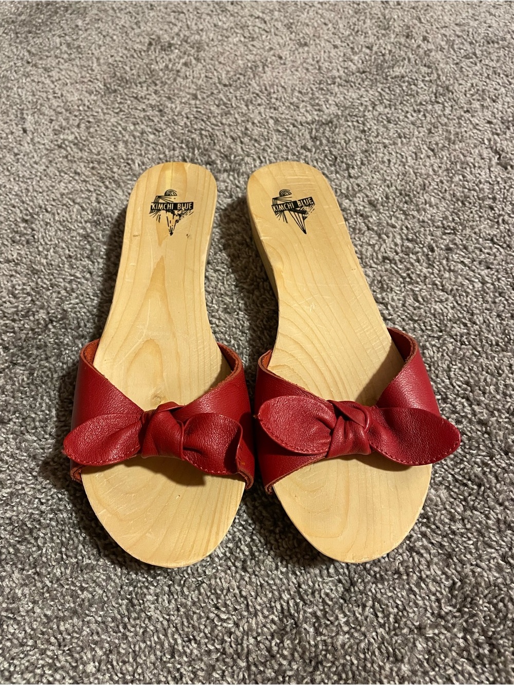 Kimchi Blue Red Knot Wood-Effect Slide Mules